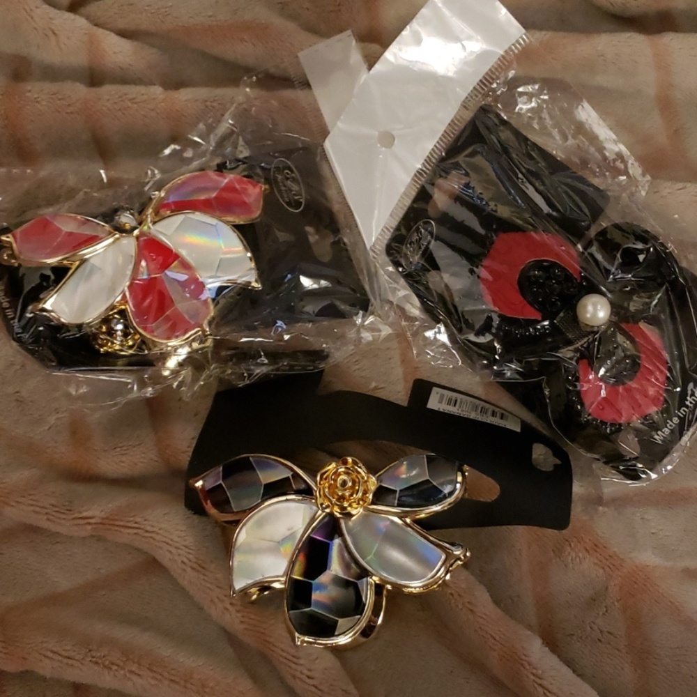 Hair clips
